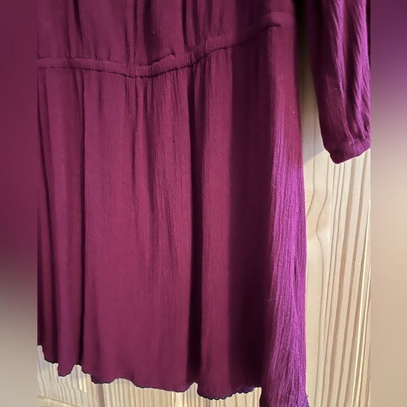 Maurice’s Women’s Burgundy and Black Embroidered‎ 3/4 Sleeve Blouse Size 0 - Picture 7 of 8